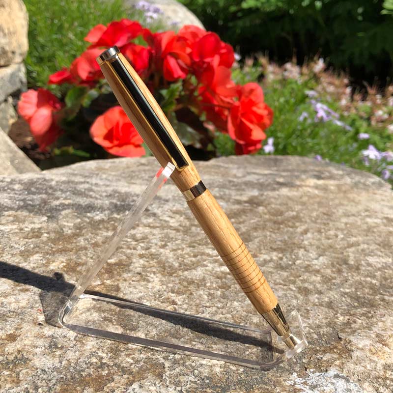 Maine Red Oak Pen with Black & Gold Metal Hardware