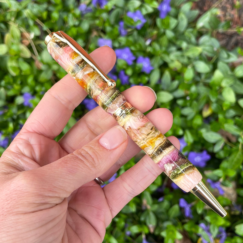Maine Wildflowers Pen with Gold Hardware