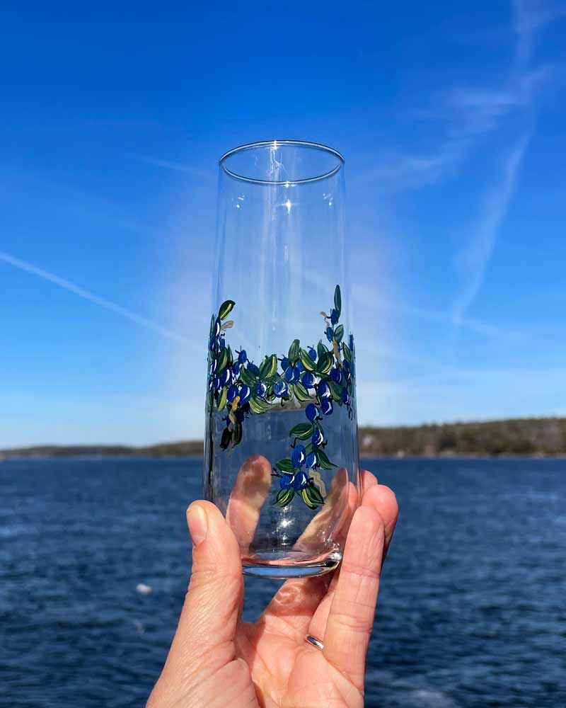 Blueberry Stemless Champagne Glass