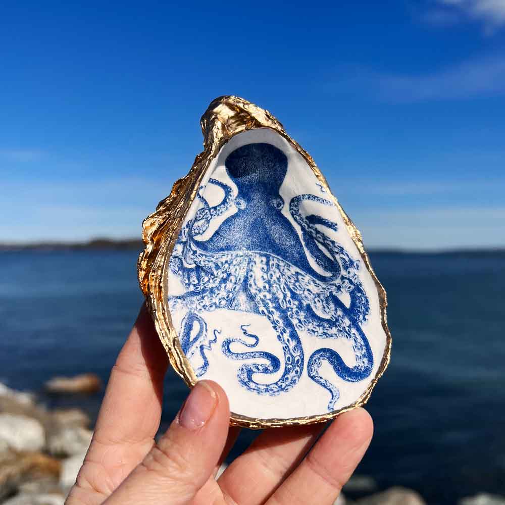 Blue Chintz Octopus Oyster Shell Ring Dish